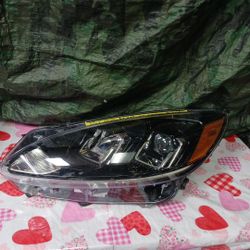 2020-22 Ford Escape Left Headlight Regular 
