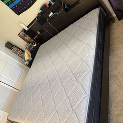 King size mattress king size spacer