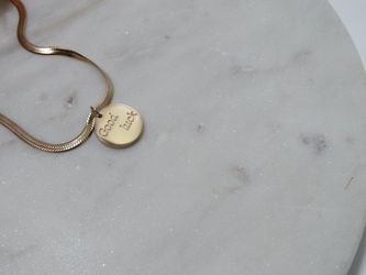 Gold Plated Round Good Luck Letter Necklace Box Chain For Women