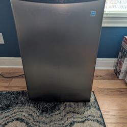 Danby 4.4cu ft stainless steel small refrigerator