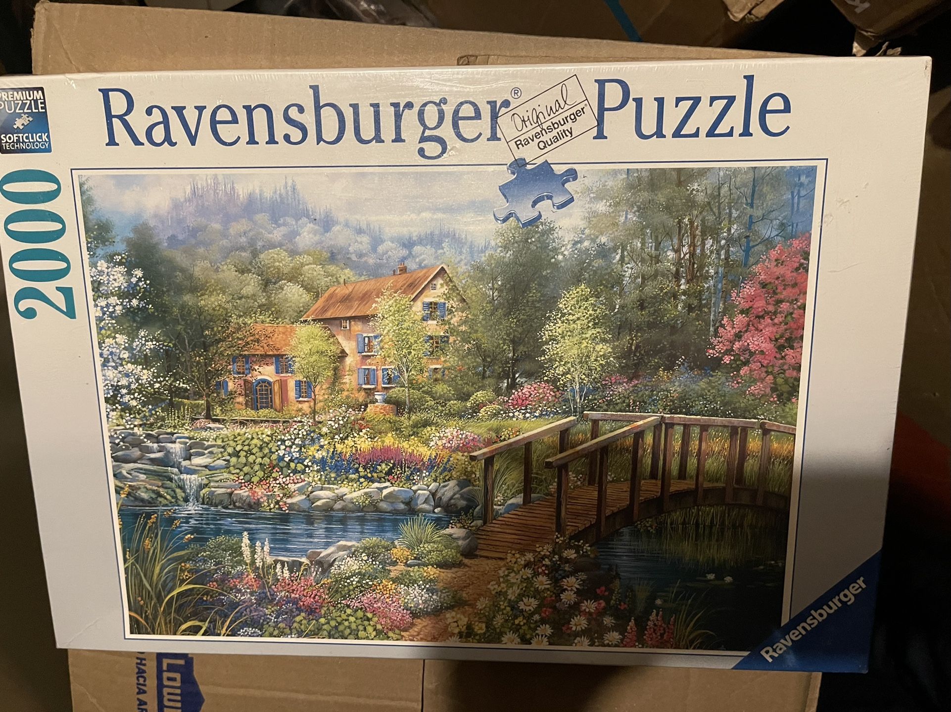 2000 Piece Puzzle - Shades of Summer new!