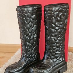 Valentino Garavani Women's Atelier Rose Edition Platform Boot Black EUR 36 US 6