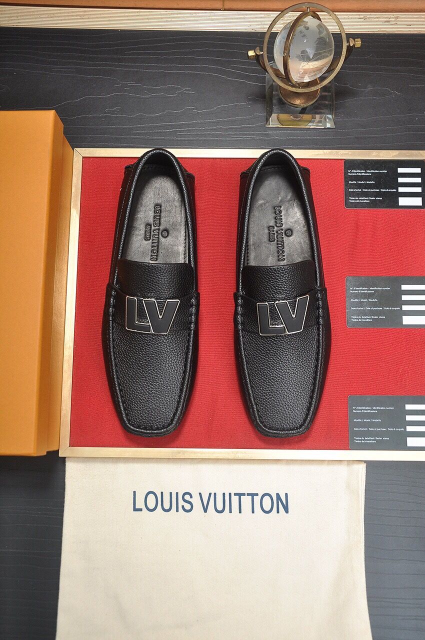 Louis Vuitton Men’s Leather Shoes With Box New