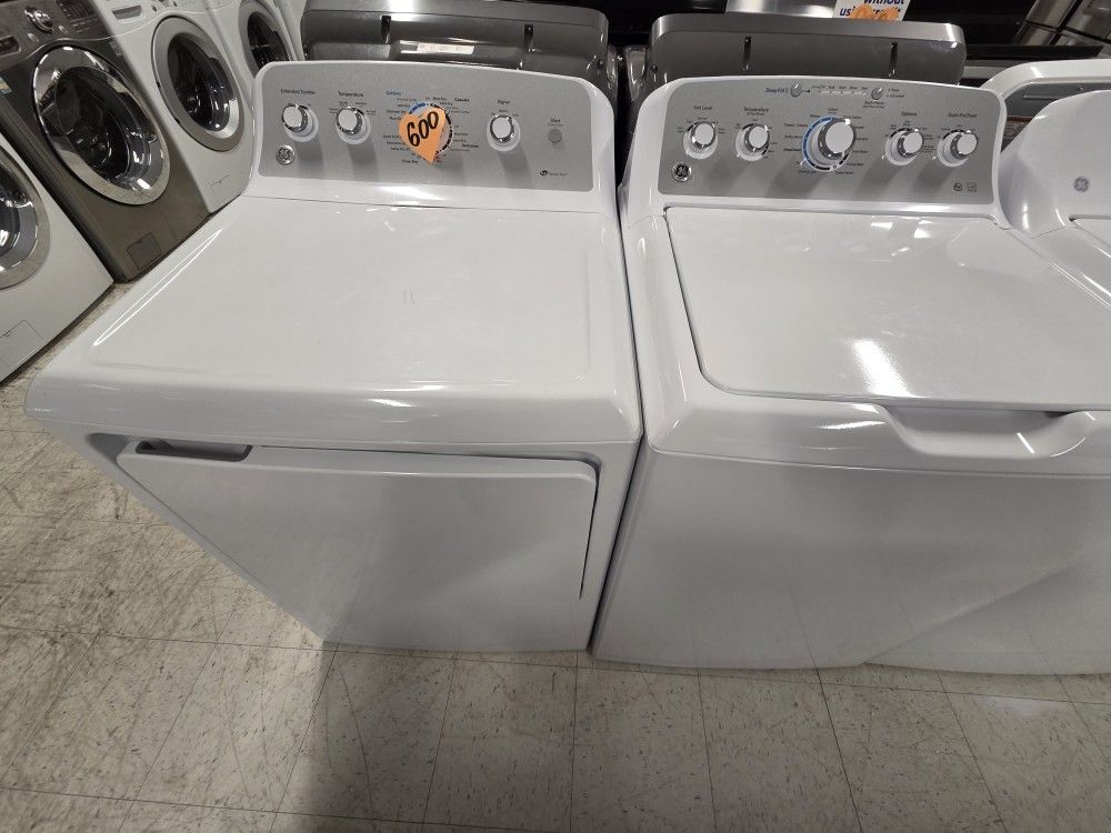 Top Load Washer And Electric Dryer Set Used 600 To 799