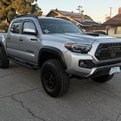 toyota tacoma TRD sport 2020