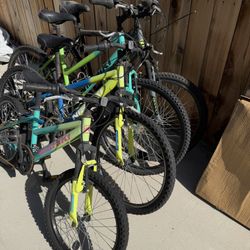 Bikes Lot Of 4!