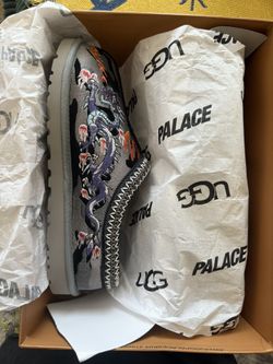 Palace Ugg Size 8M