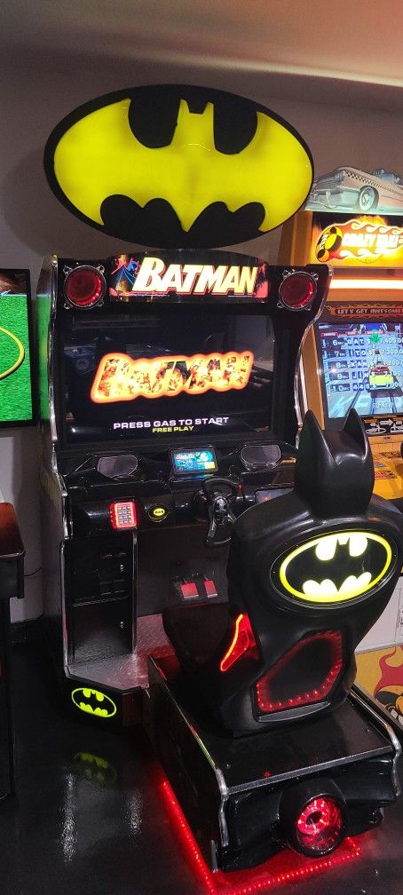Batman Raw Thrills Arcade Game for Sale in Corona, CA - OfferUp