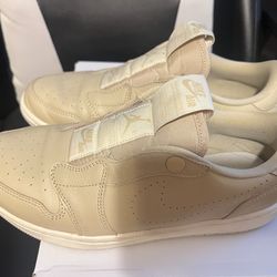 Pre-owned nike Women’s Air Jordan 1 RET Low Slip size 9