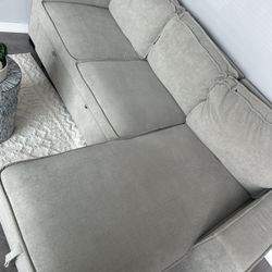 pull out couch gently used 