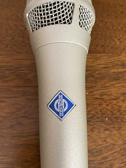 Neumann KMS 104 D Digital Vocal Microphone – Mint Condition