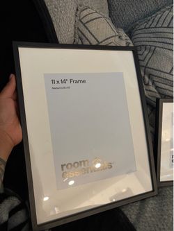 Brand New Room Essentials Picture Frames