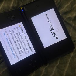 Nintendo DSI XL 