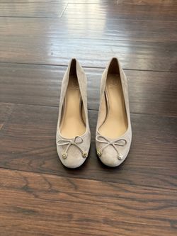 Tory Burch LAILA 50 Pumps Suede DUST STORM Grey Beige Taupe Size 7