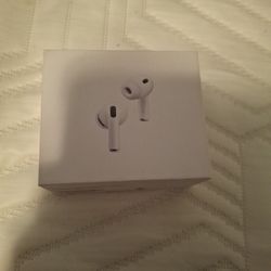 Airpods 3 Pros Brand New.