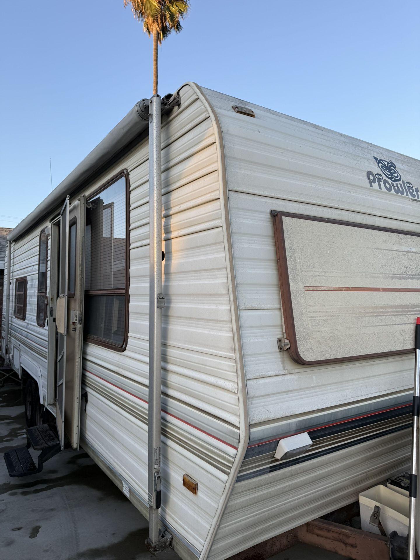 1990 24FT Prowler Travel Trailer