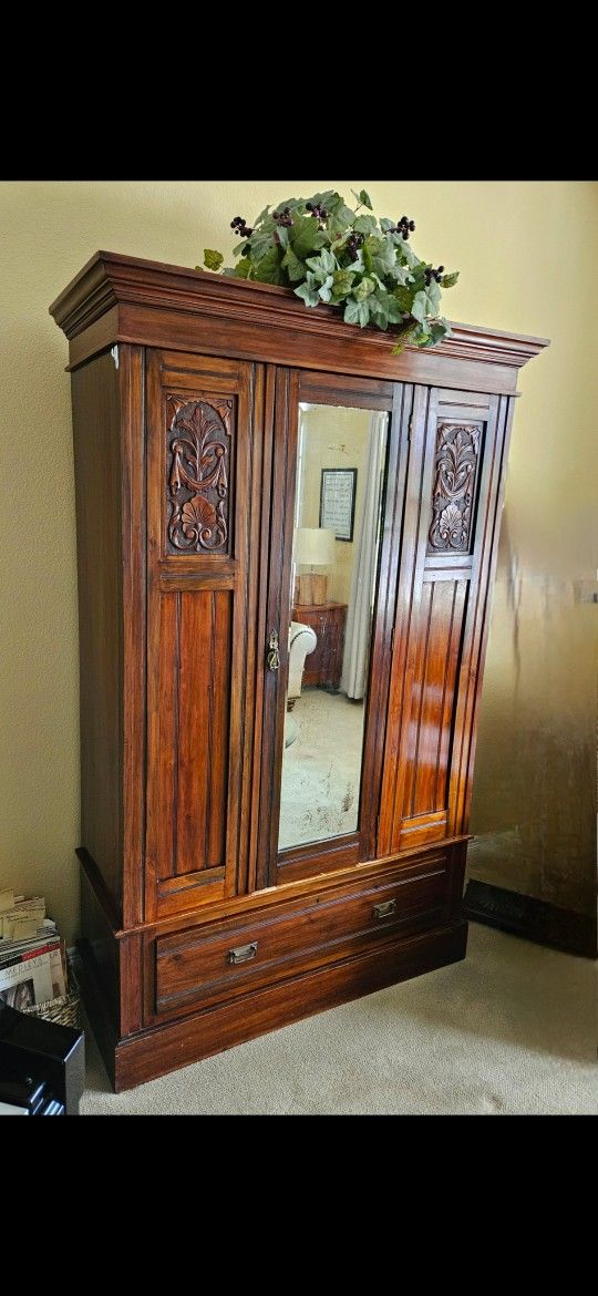 Antique English Walnut Victorian Armorie