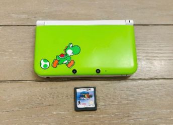 Nintendo 3DS XL Yoshi Edition with Game Cartridge