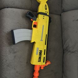 Nerf Gun 