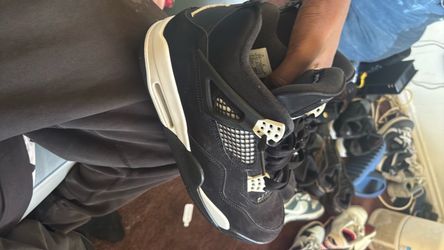 Jordan 4s thunder black white