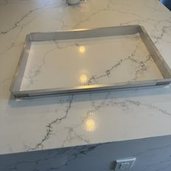 Baking Extender For Full Size Sheet Cakes. Comes With Baking Sheet Used One Time