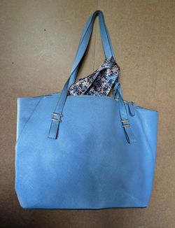 London Fog Large Tote Purse With Scarf