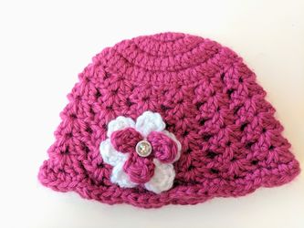 Handmade Crochet Baby Girl Hat Newborn Preemie 0-3 months Purply Pink 12"x5"