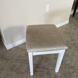 Vanity Stool/chair