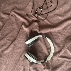 Brand New Sole By Ludacris Headphones