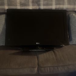 34 Inch Rotating Flat Screen