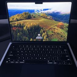 MacBook Air M2 (2022)