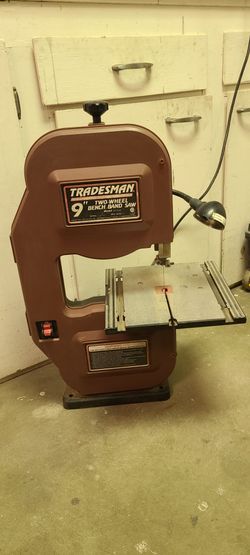 Tradesman 9" Two-Wheel Bench Band Saw