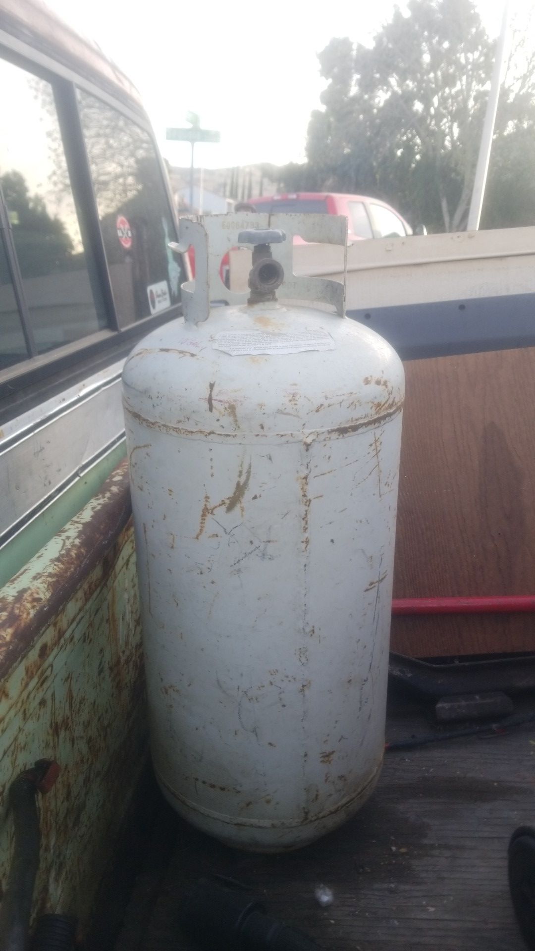 10 gallon propane tank