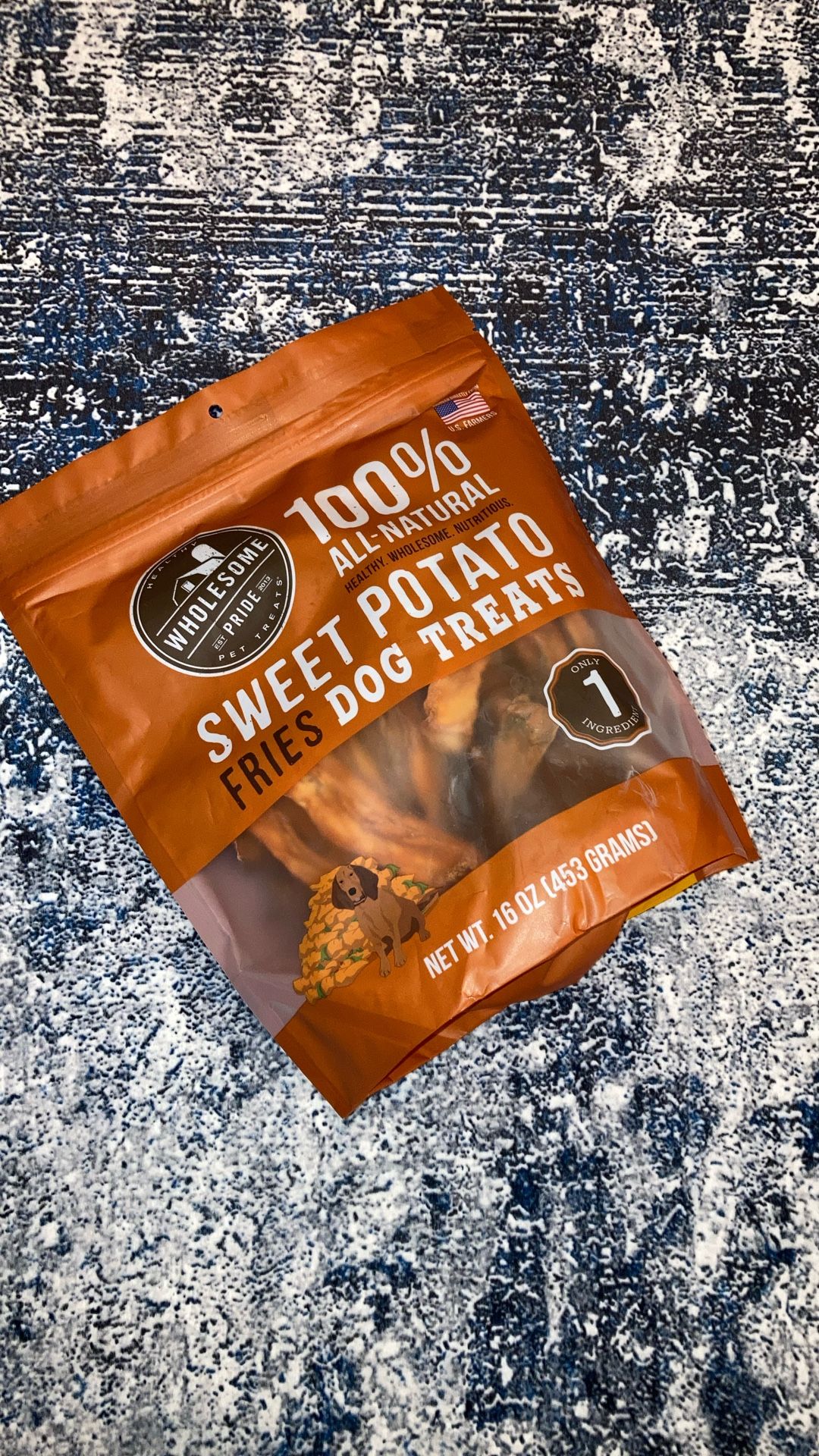 dog πΆ treats..