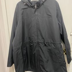 New 2X Women’s Raincoat 
