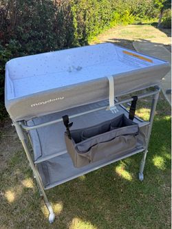Molly changing station