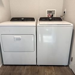 Whirlpool Washer and Dryer set