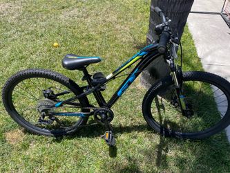 GT Stomper 24” mountain bikes