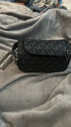 Men’s true religion travel bag