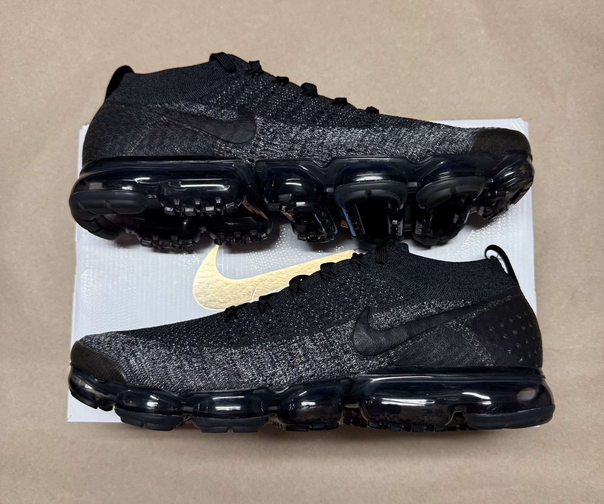 Nike Air Vapormax Flyknit Black men's size 14 running shoes Rare!