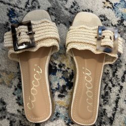 Women’s sandals