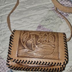CUTE REAL LEATHER CROSSBODY VERY NICE PERFECT SEE ALL PICS NEVER USED