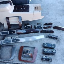 Parts ONLY off  07-13 Chevy and GMC Full-Size Trucks Or SUVs.