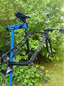 Canyon Inflite CFR Sparkle Stealth XS—