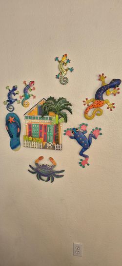 Colorful Tropical Metal Wall Art Set
