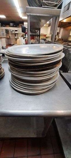 Aluminum Medium Pizza Pans