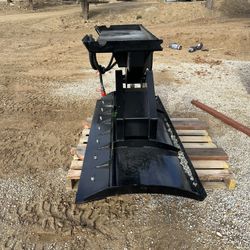 Skid Steer Snow Blade/Plow 70”