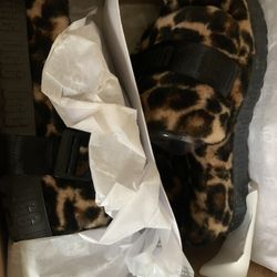 Ugg slippers (SZ 8 Women)