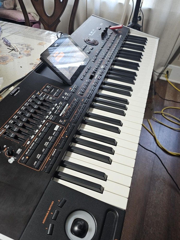 Korg Pa4x Con Muchos Ritmosby Samplers