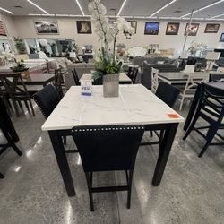 5 PC DINING TABLE 